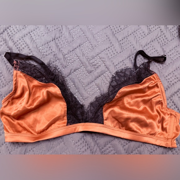 Victoria's Secret Satin Bralette in coral and Black - Picture 3 of 3